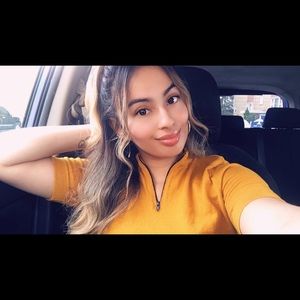 Meet your Posher, Denise